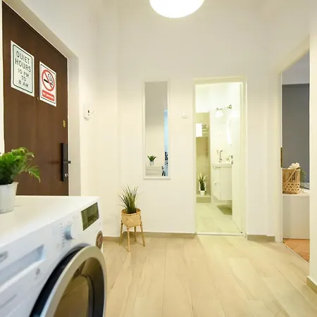 Cozy Nest - 1br In The Center *
